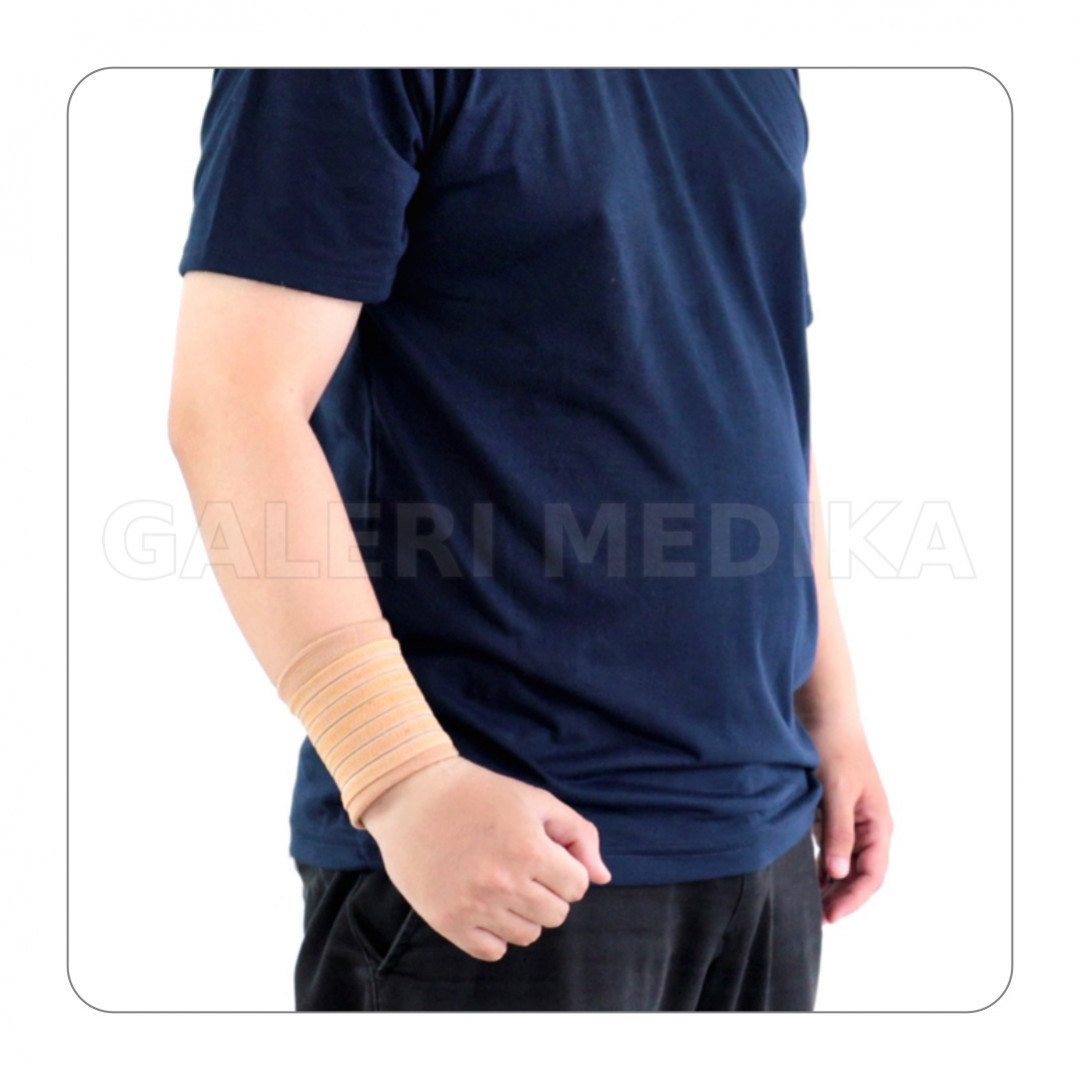 FamilyDr Wrist Support - Penyangga Pergelangan Tangan