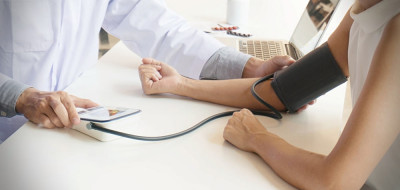 Cara Jitu Memilih Tensimeter Digital