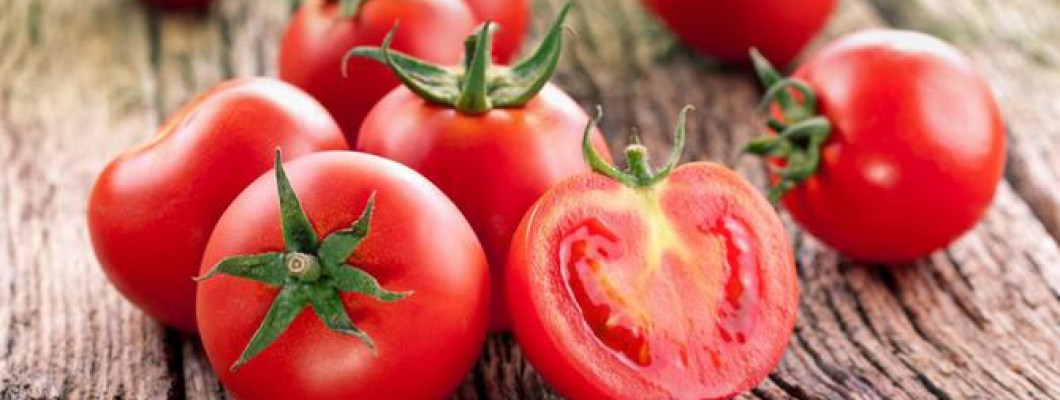 Manfaat dan Dampak Buruk Konsumsi Buah Tomat Jika Dikonsumsi Secara Berlebihan
