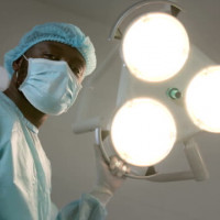 Mengenal Komponen Lampu Diruang Operasi Galeri Medika