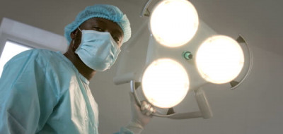 Mengenal Komponen Lampu Diruang Operasi