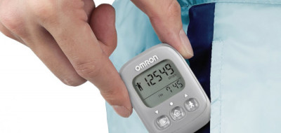 3 Rekomendasi Pedometer Omron Terbaik Untuk Menghitung Langkah